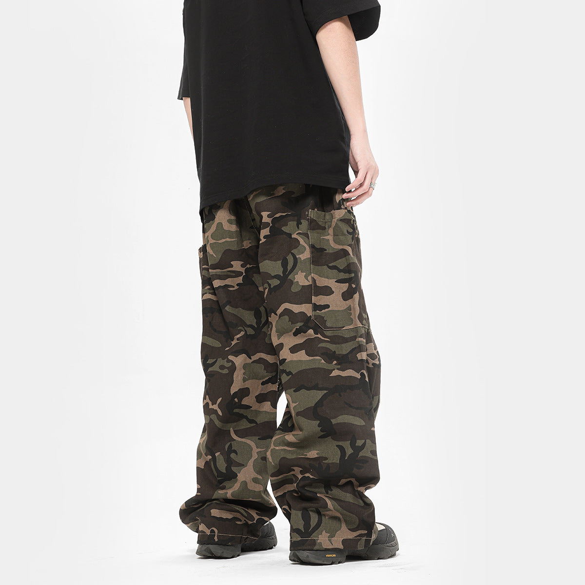 Camouflage Cargo Pants - TRENDYS